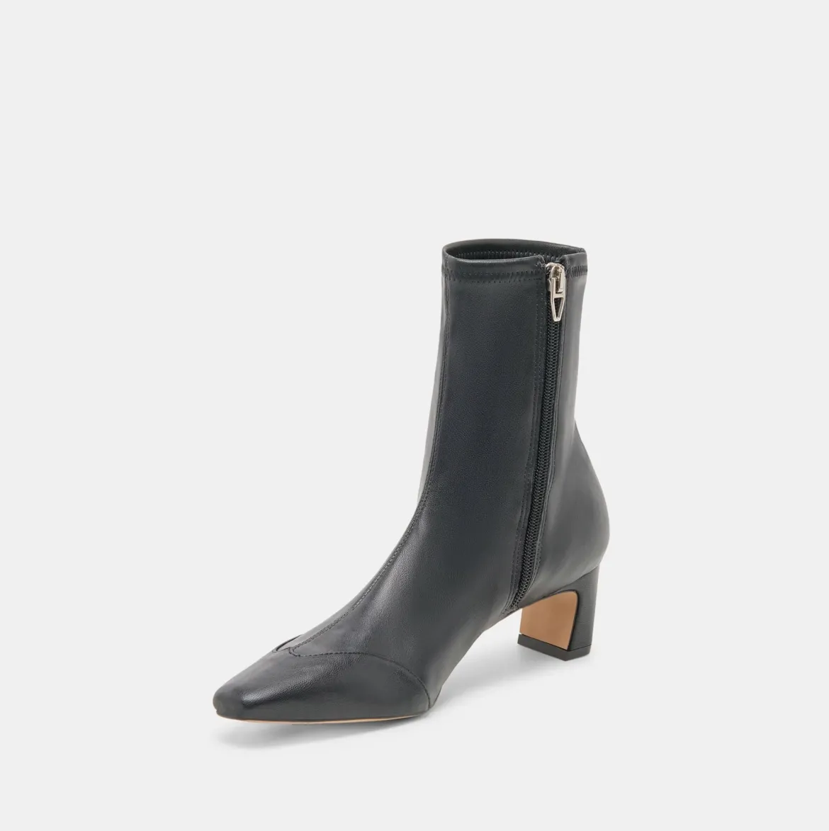 Anika Boot