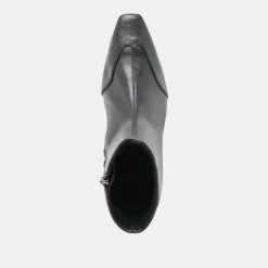 Anika Boot