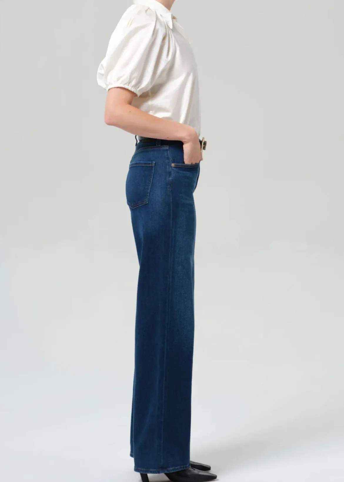 Annina 33" Jeans in Pierre