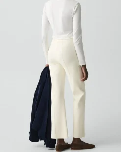 Compact Kick Pant