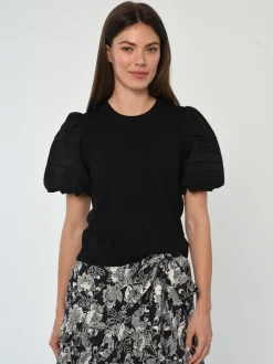 Dylan Tee