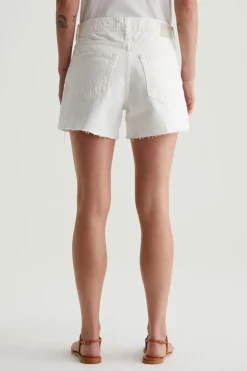 Halle Short