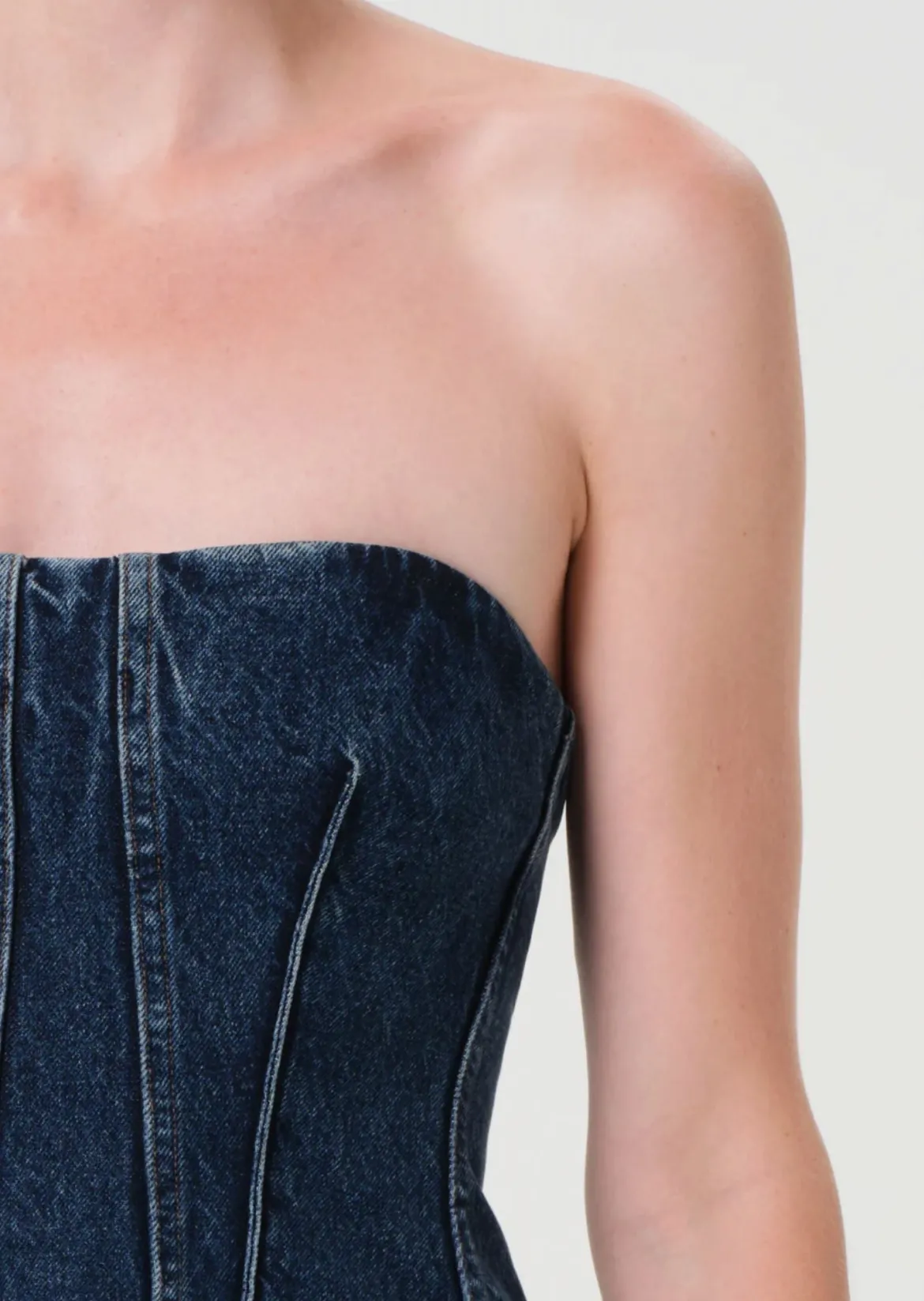 Lara Corset in Form