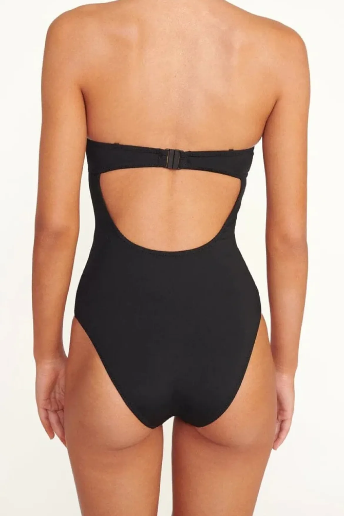 Maeve One Piece