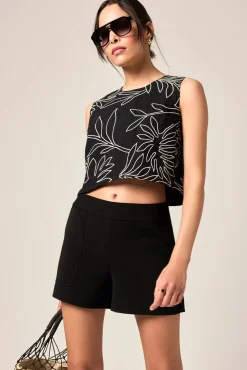 Mia Short