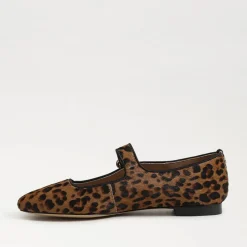 Michaela Flat