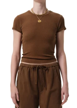 Nello Tee