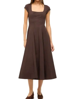 Short Sleeve Wells Dress