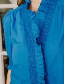 Zuri Top